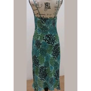 Express Handkerchief hem dress Size 3/4